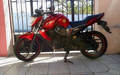 motocicleta yamaha 
